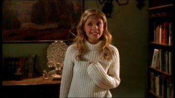 Buffy wears a jumper in The Yoko Factor